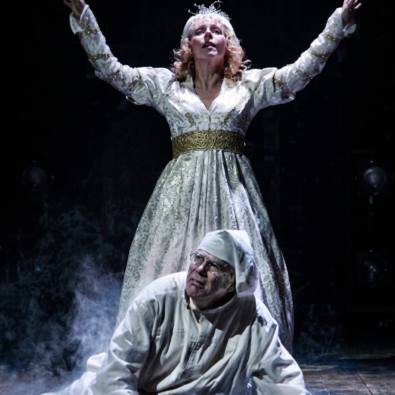 Christmas Carol - Classic by Charles Dickens